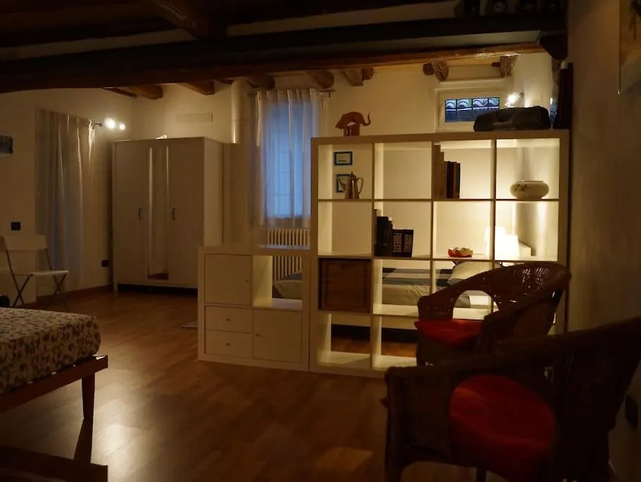 Lovely Apartment Nel Centro Storico Di Bologna Italy