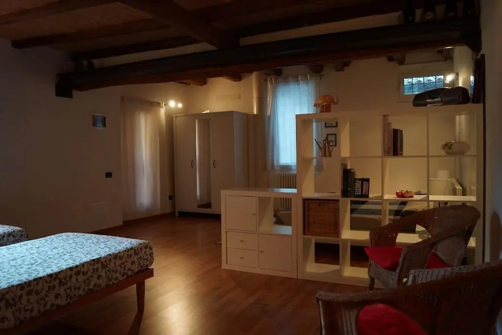 Lovely Apartment Nel Centro Storico Di Bologna 0*,
