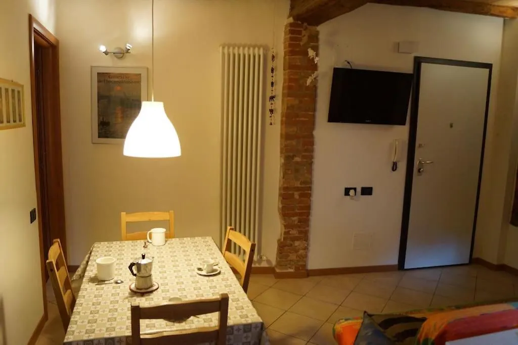 Lovely Apartment Nel Centro Storico Di Bologna